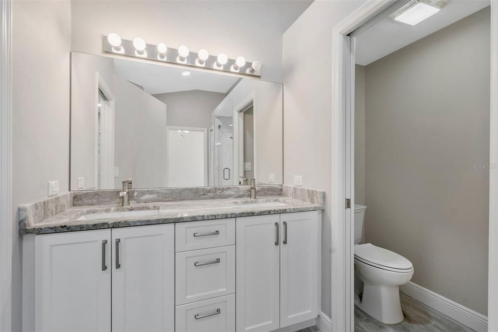 For Sale: $585,000 (4 beds, 2 baths, 1880 Square Feet)