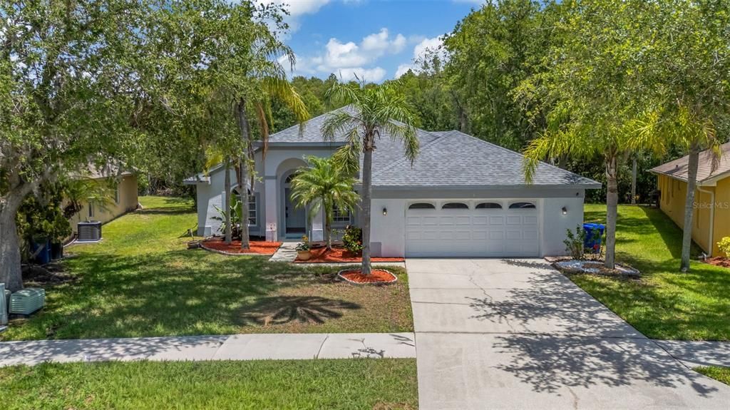 For Sale: $585,000 (4 beds, 2 baths, 1880 Square Feet)