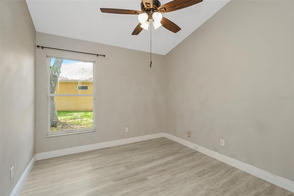 For Sale: $585,000 (4 beds, 2 baths, 1880 Square Feet)