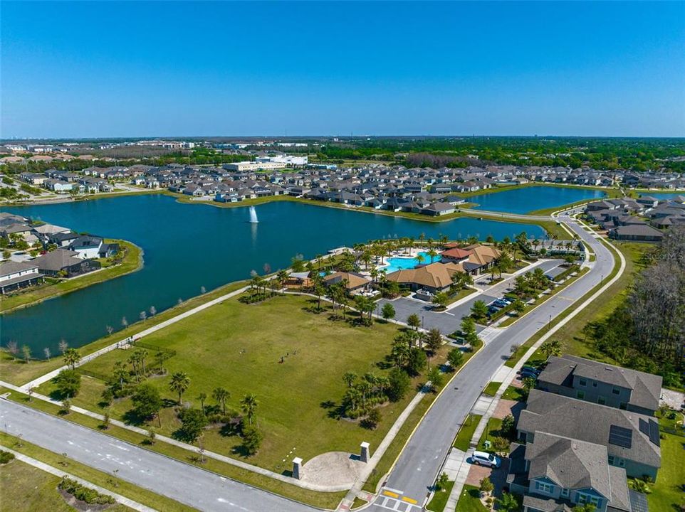 For Sale: $599,000 (4 beds, 3 baths, 2811 Square Feet)