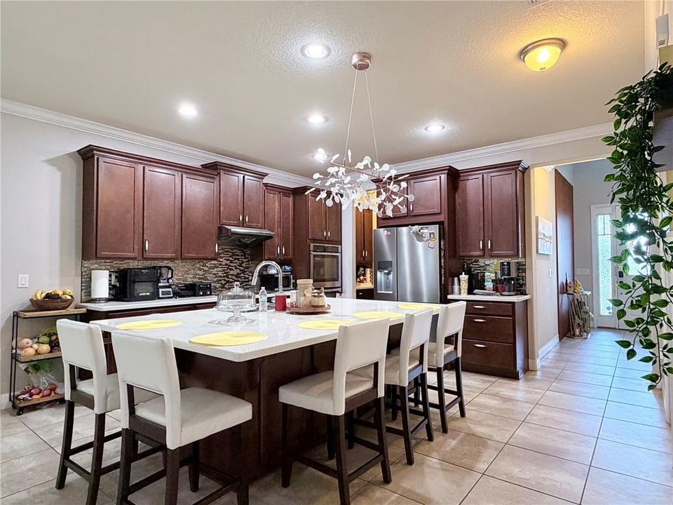 For Sale: $599,000 (4 beds, 3 baths, 2811 Square Feet)
