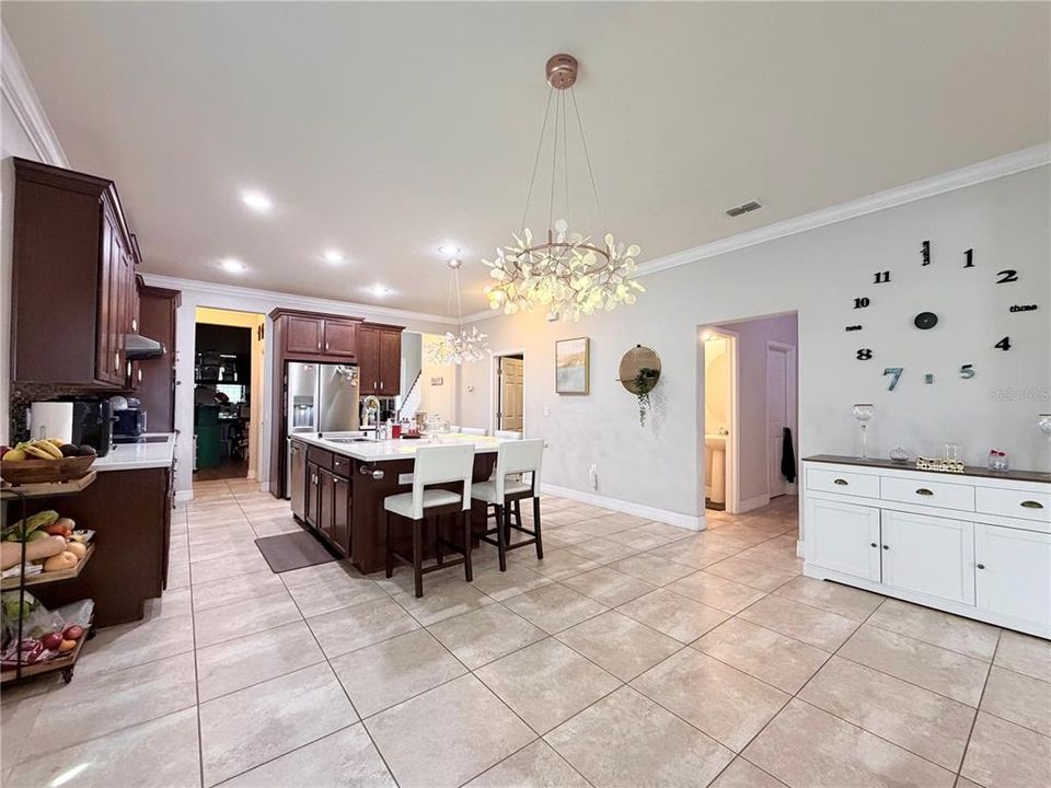 For Sale: $599,000 (4 beds, 3 baths, 2811 Square Feet)