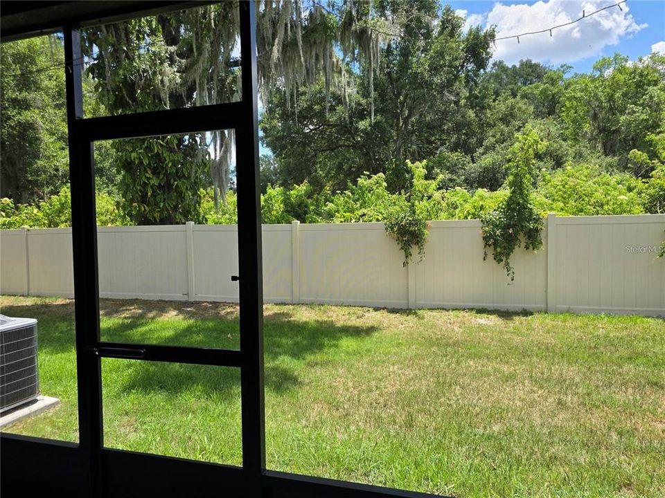 For Rent: $2,195 (3 beds, 2 baths, 1707 Square Feet)