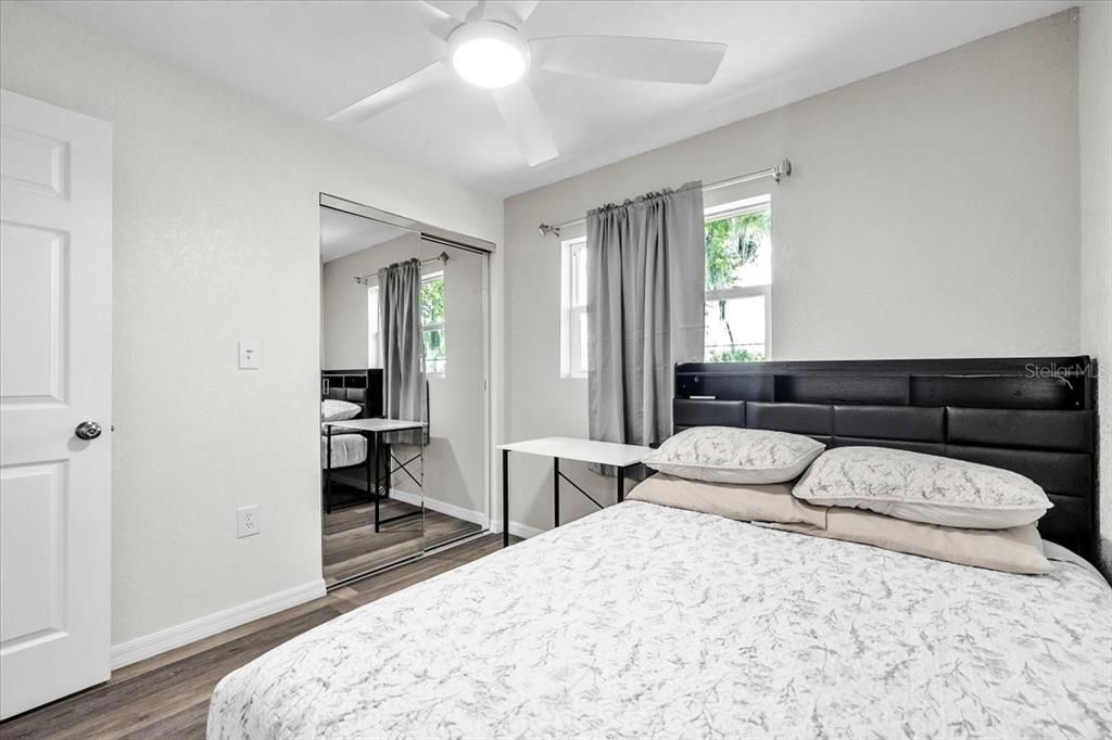 For Sale: $229,000 (3 beds, 1 baths, 975 Square Feet)