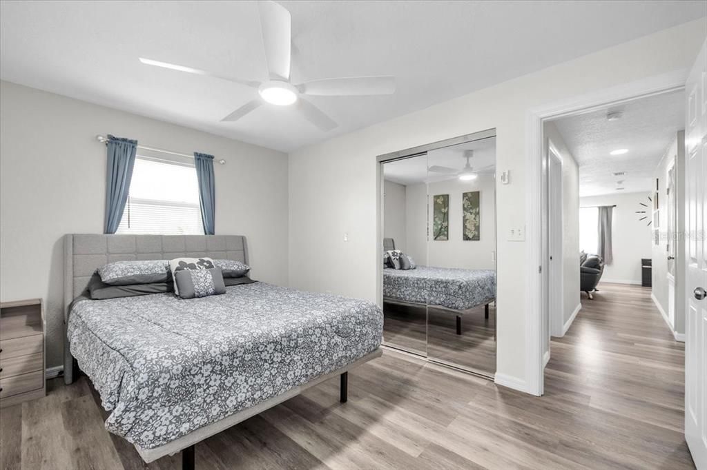 For Sale: $229,000 (3 beds, 1 baths, 975 Square Feet)
