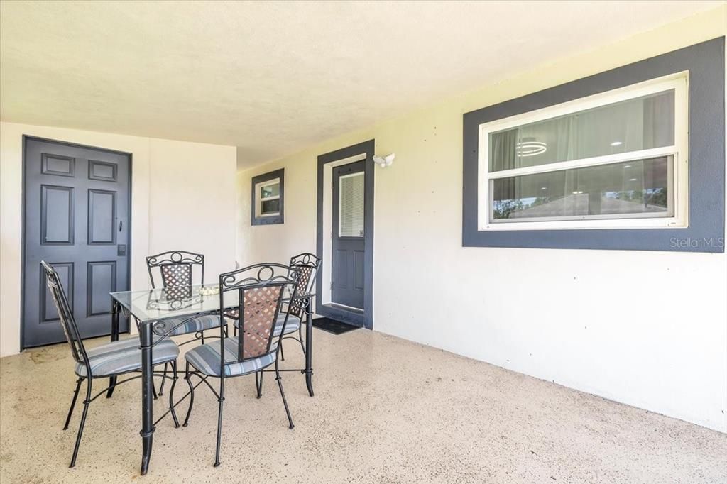 For Sale: $229,000 (3 beds, 1 baths, 975 Square Feet)