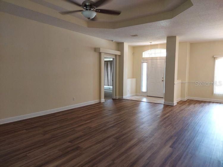 For Sale: $335,000 (3 beds, 2 baths, 1840 Square Feet)