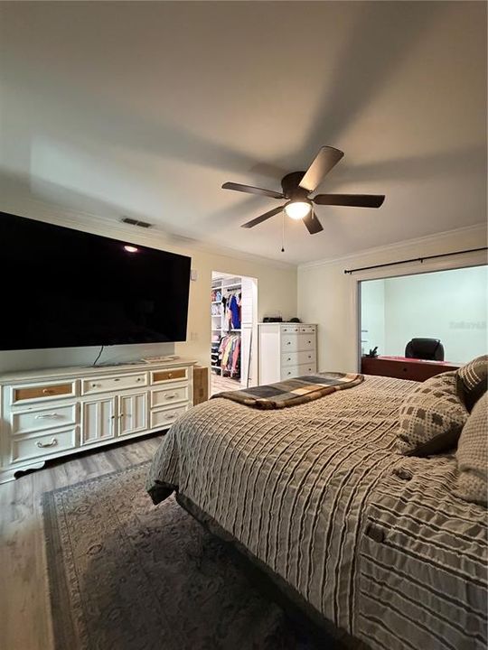 For Sale: $545,000 (4 beds, 2 baths, 2034 Square Feet)