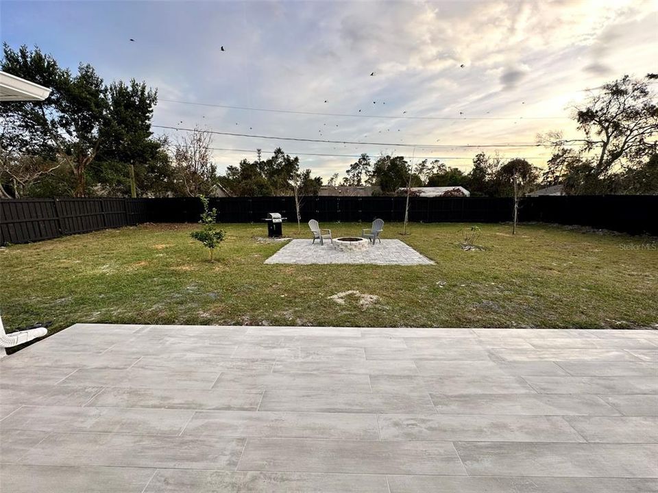For Rent: $2,300 (4 beds, 2 baths, 1620 Square Feet)