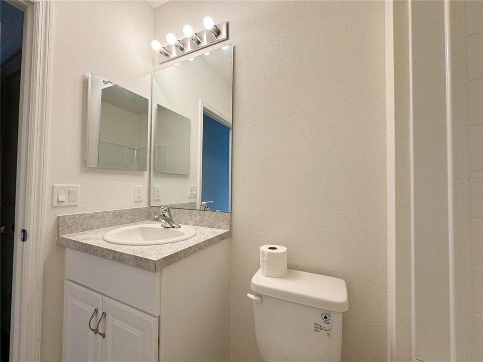 En Venta: $398,000 (5 camas, 3 baños, 2767 Pies cuadrados)