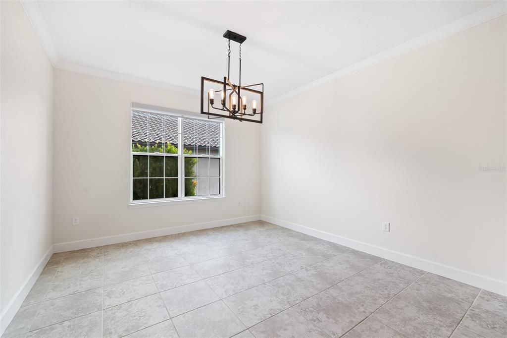 En Venta: $549,000 (4 camas, 4 baños, 2727 Pies cuadrados)