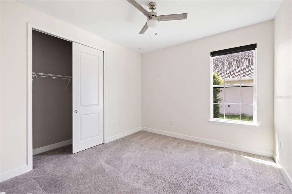 En Venta: $549,000 (4 camas, 4 baños, 2727 Pies cuadrados)