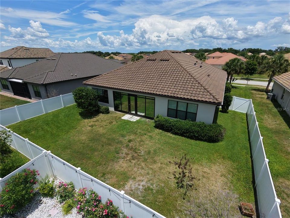 En Venta: $549,000 (4 camas, 4 baños, 2727 Pies cuadrados)