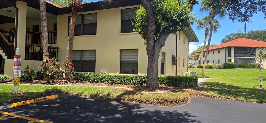 For Sale: $230,000 (2 beds, 2 baths, 1100 Square Feet)