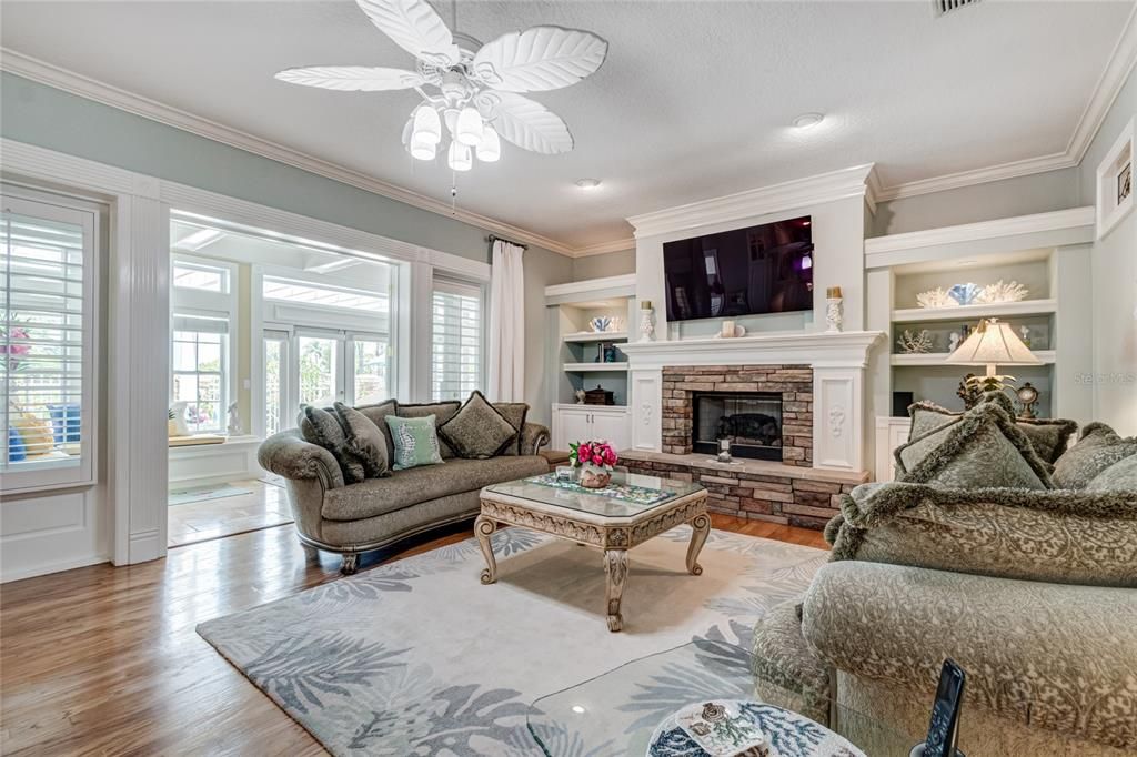 For Sale: $1,999,999 (4 beds, 4 baths, 4457 Square Feet)