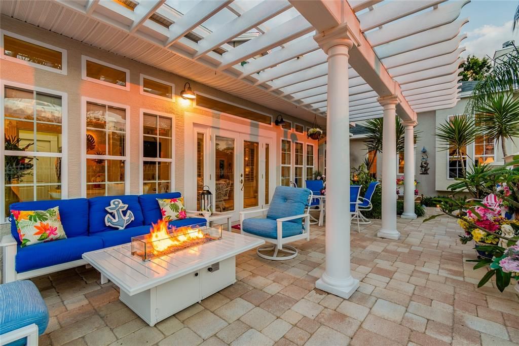 For Sale: $1,999,999 (4 beds, 4 baths, 4457 Square Feet)