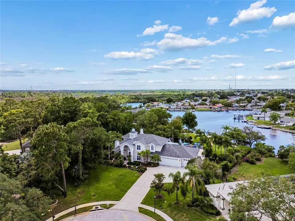 For Sale: $1,999,999 (4 beds, 4 baths, 4457 Square Feet)
