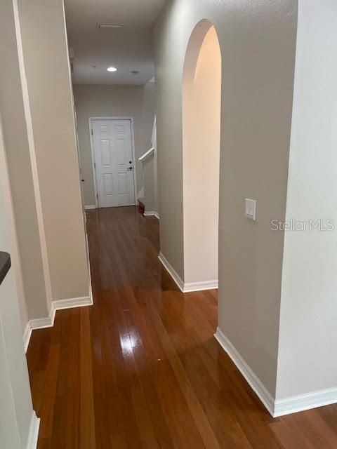 For Rent: $2,100 (3 beds, 3 baths, 1602 Square Feet)