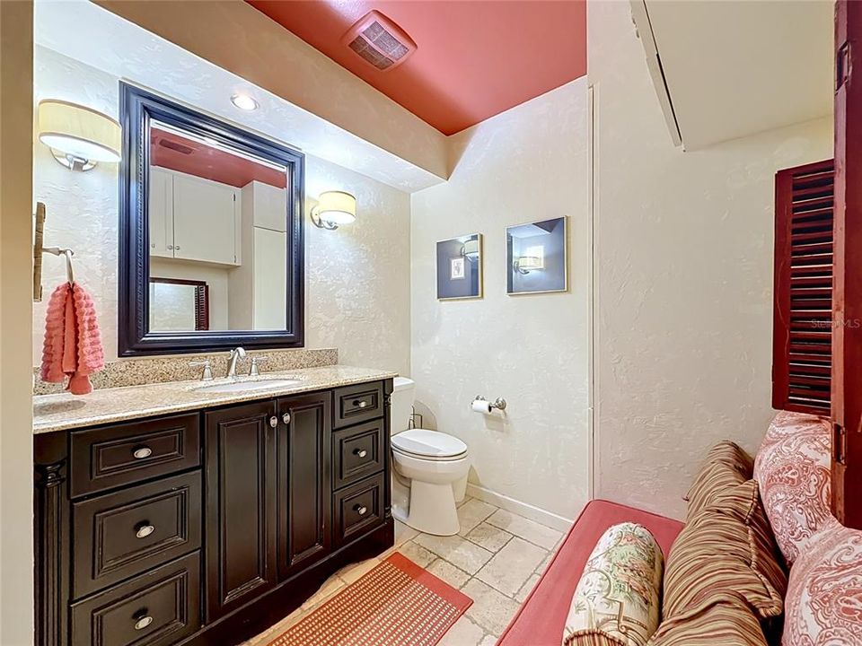 For Sale: $334,900 (3 beds, 2 baths, 2039 Square Feet)