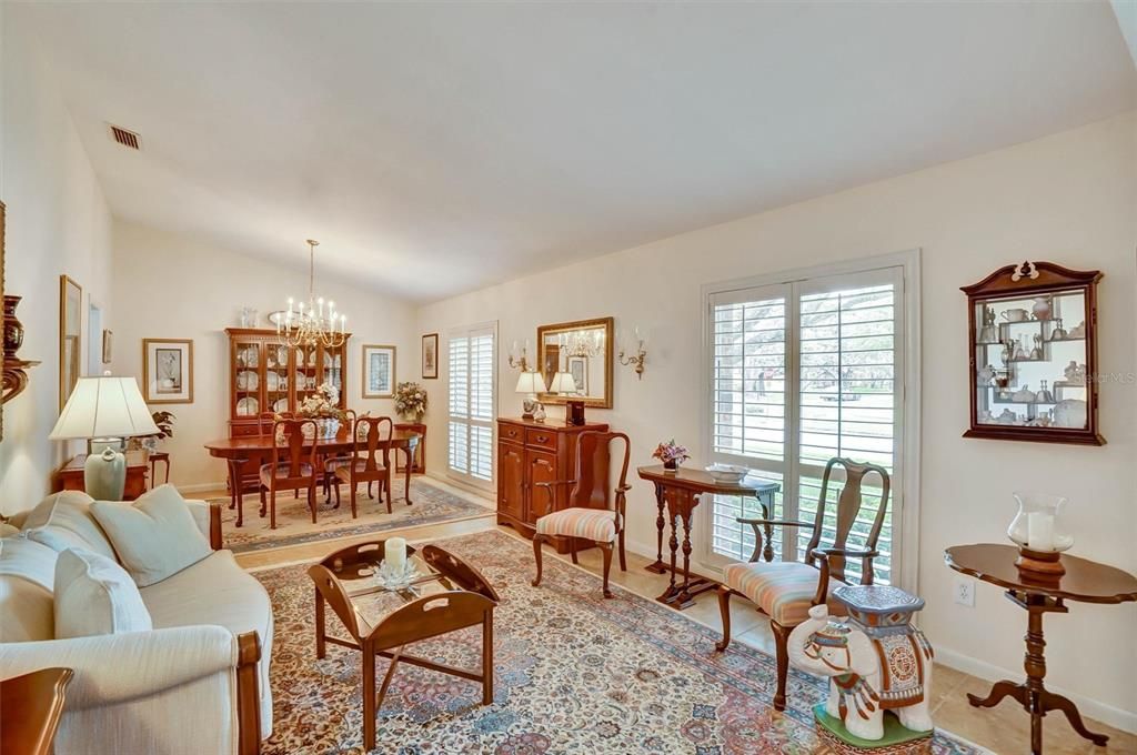 For Sale: $554,900 (3 beds, 2 baths, 1802 Square Feet)
