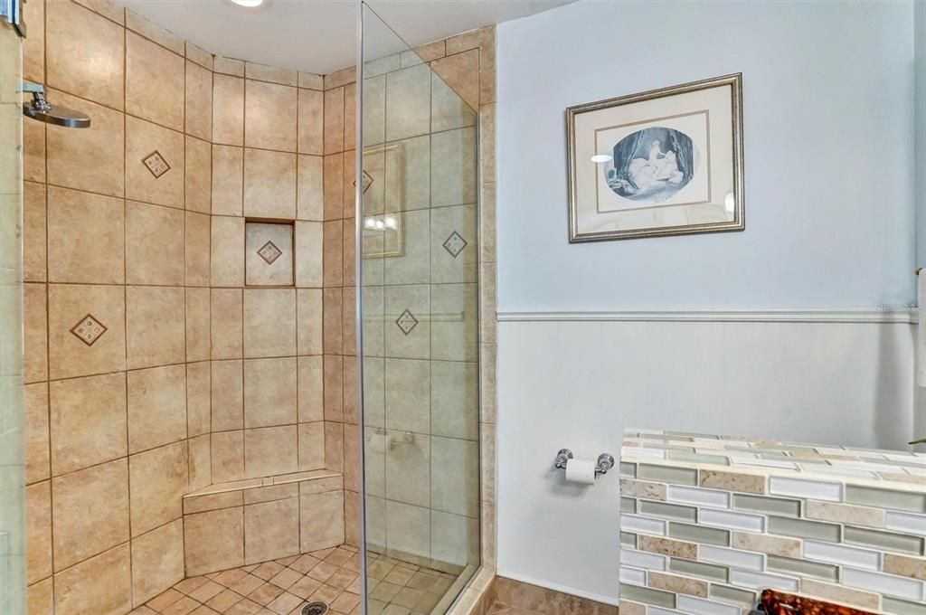 For Sale: $554,900 (3 beds, 2 baths, 1802 Square Feet)