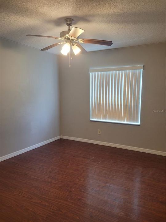 En Venta: $171,990 (2 camas, 2 baños, 905 Pies cuadrados)