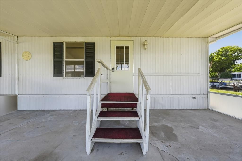 For Sale: $210,000 (2 beds, 1 baths, 644 Square Feet)