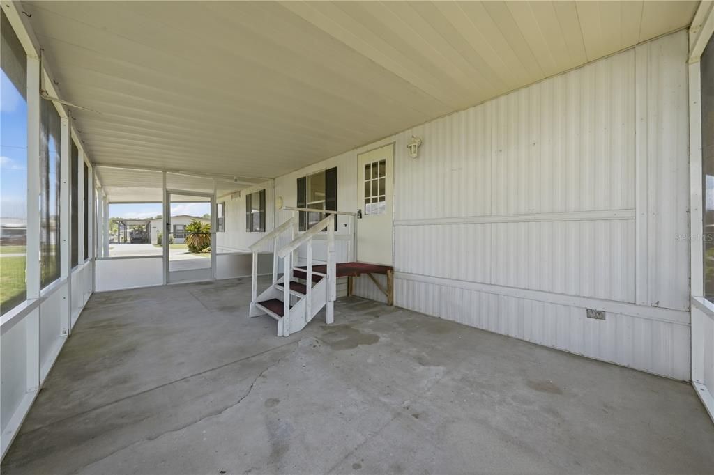 For Sale: $210,000 (2 beds, 1 baths, 644 Square Feet)