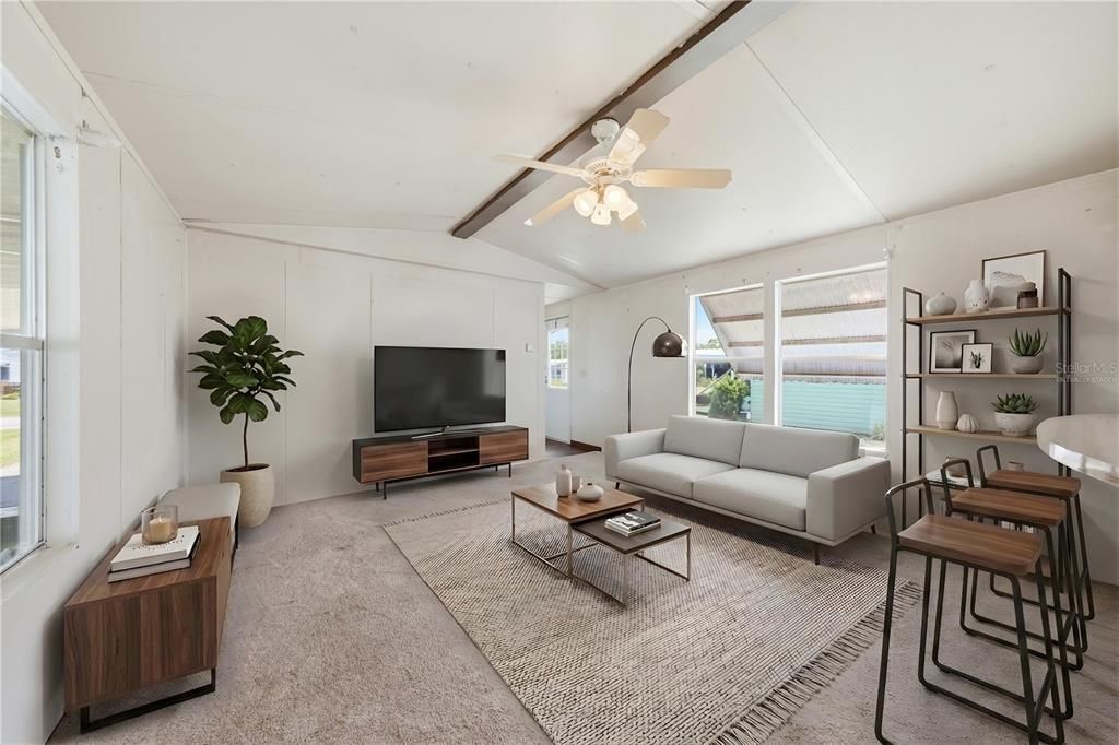 For Sale: $210,000 (2 beds, 1 baths, 644 Square Feet)