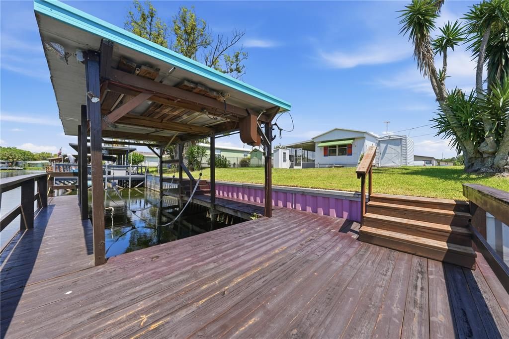 For Sale: $210,000 (2 beds, 1 baths, 644 Square Feet)