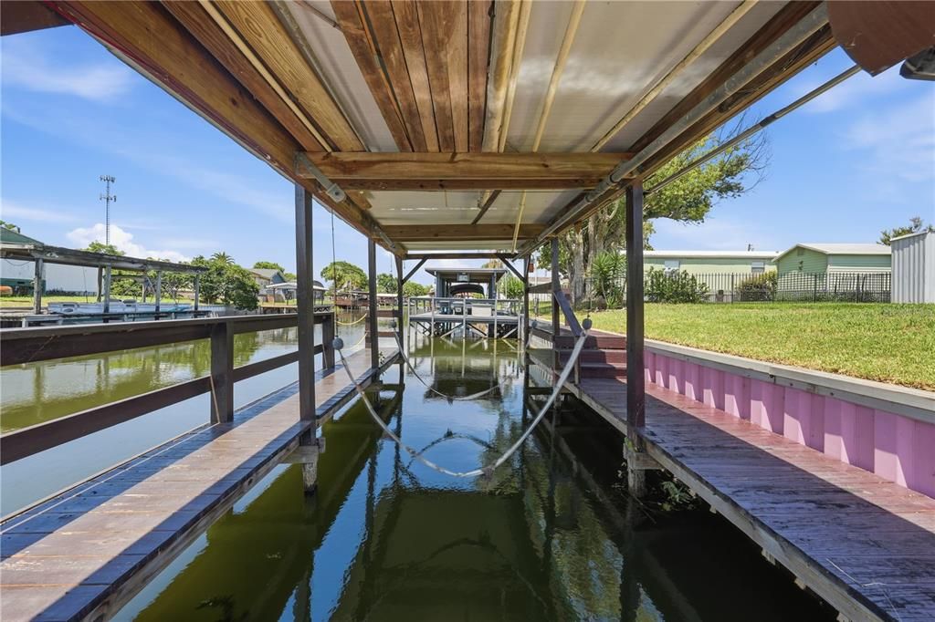 For Sale: $210,000 (2 beds, 1 baths, 644 Square Feet)
