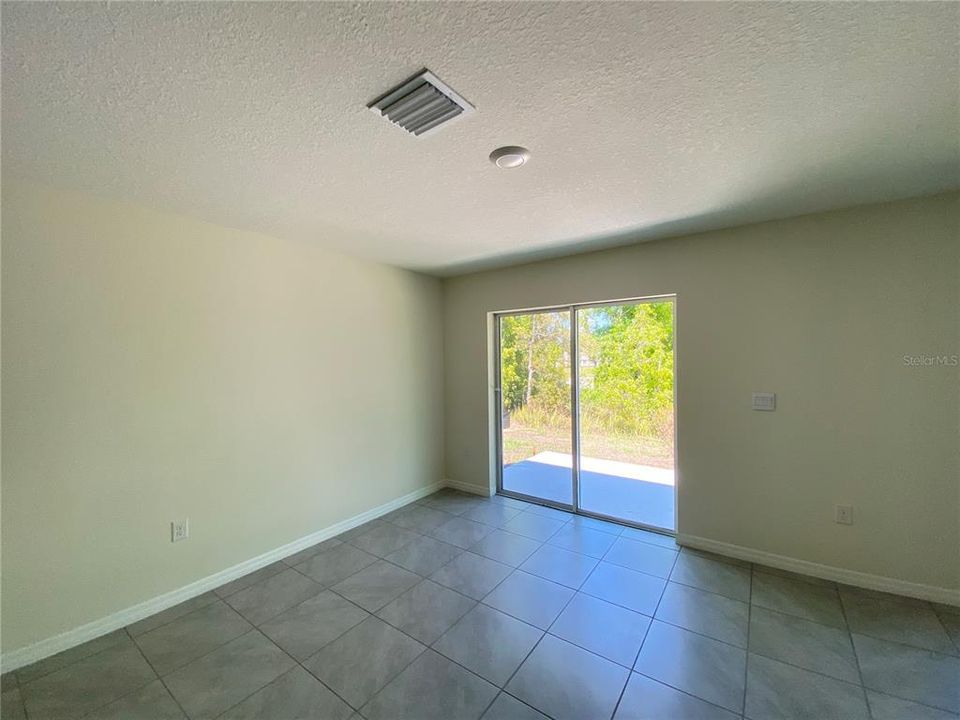 En Renta: $1,750 (4 camas, 2 baños, 1483 Pies cuadrados)