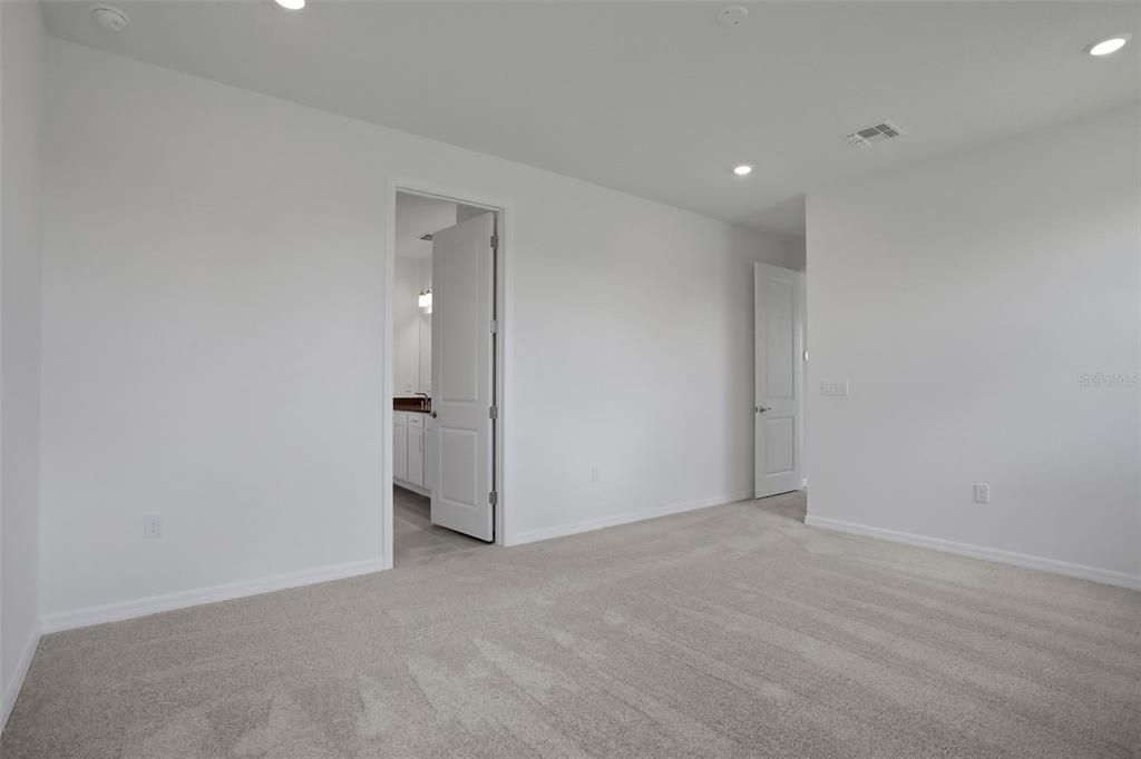 Active With Contract: $475,000 (4 beds, 2 baths, 2235 Square Feet)