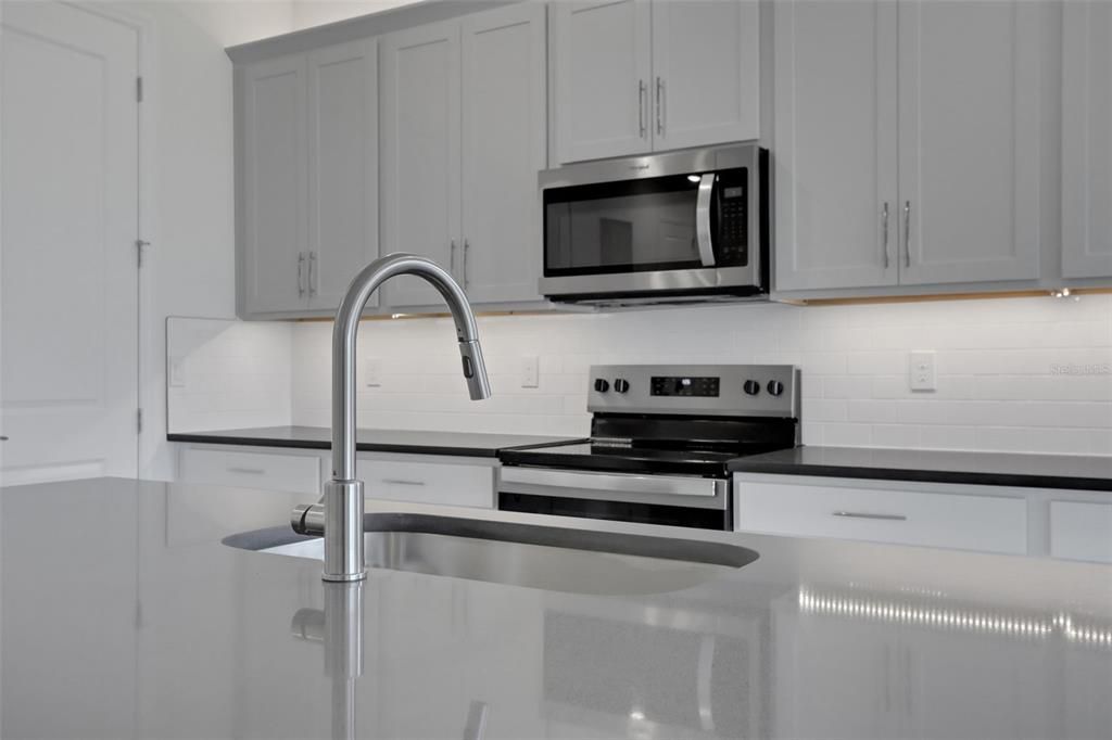 Active With Contract: $475,000 (4 beds, 2 baths, 2235 Square Feet)