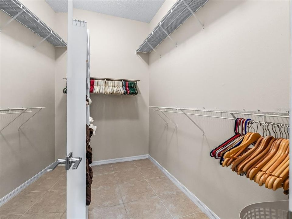 En Venta: $549,000 (3 camas, 2 baños, 2022 Pies cuadrados)