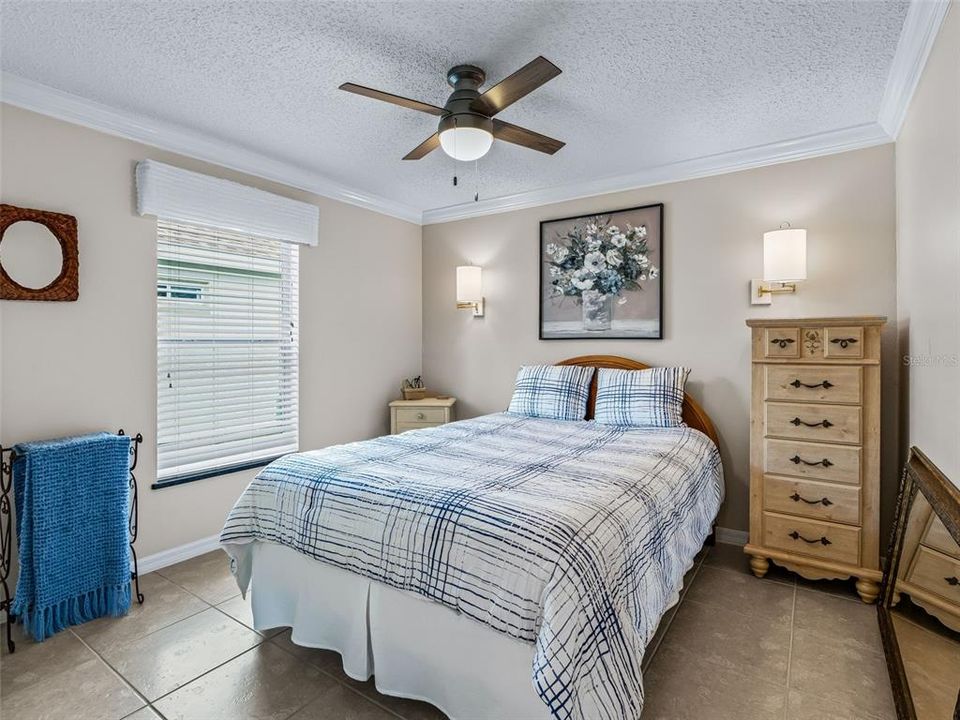 En Venta: $549,000 (3 camas, 2 baños, 2022 Pies cuadrados)