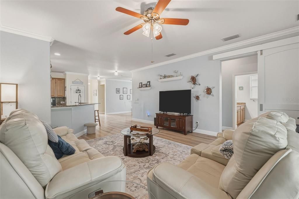 Active With Contract: $555,000 (4 beds, 3 baths, 2260 Square Feet)