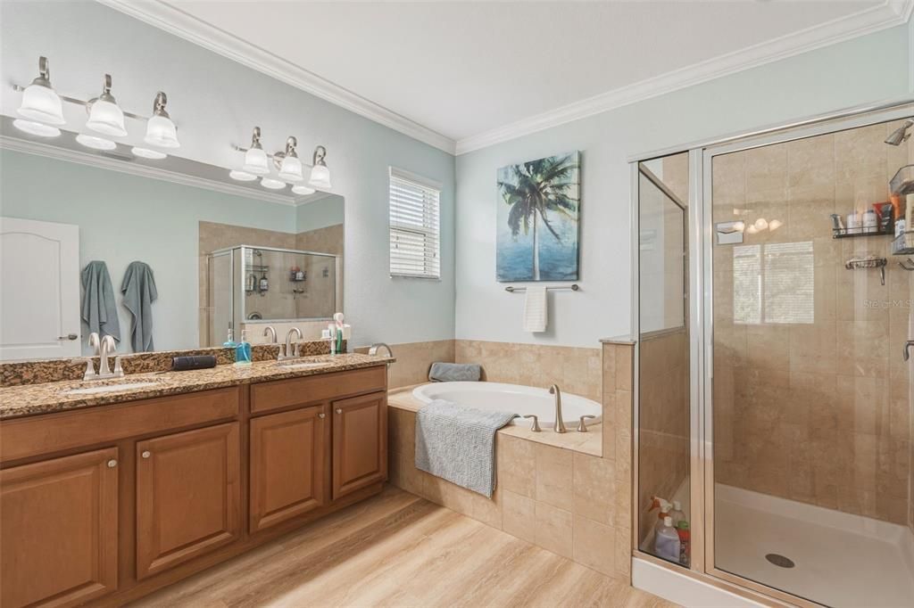 Active With Contract: $555,000 (4 beds, 3 baths, 2260 Square Feet)