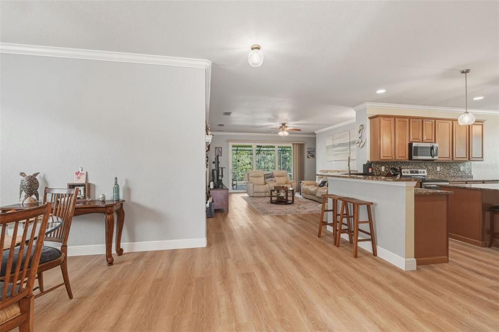 Active With Contract: $555,000 (4 beds, 3 baths, 2260 Square Feet)