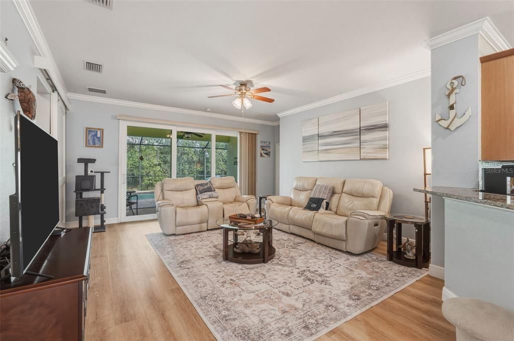 Active With Contract: $555,000 (4 beds, 3 baths, 2260 Square Feet)