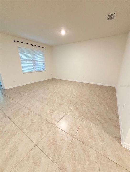 En Venta: $394,990 (3 camas, 2 baños, 1651 Pies cuadrados)