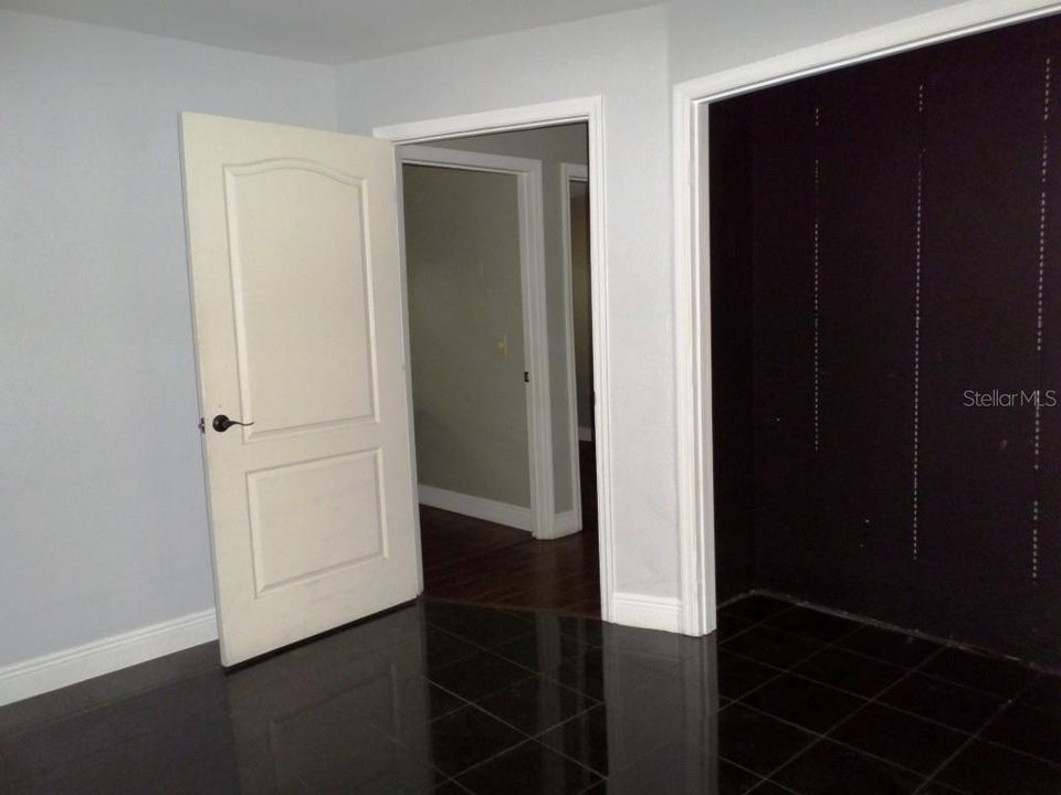 En Venta: $499,000 (0 camas, 0 baños, 2400 Pies cuadrados)