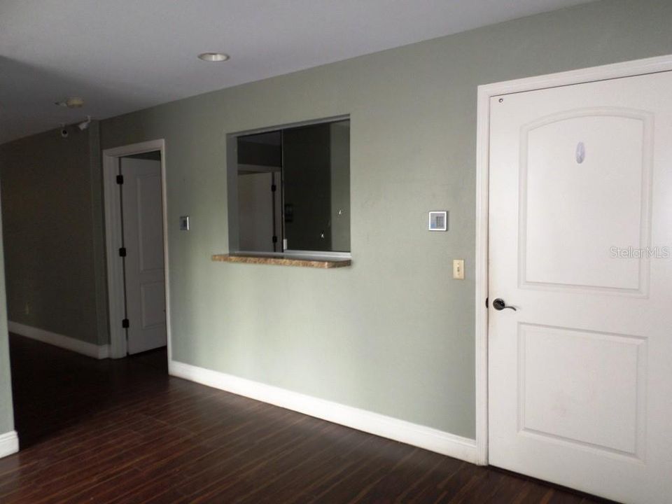 En Venta: $499,000 (0 camas, 0 baños, 2400 Pies cuadrados)