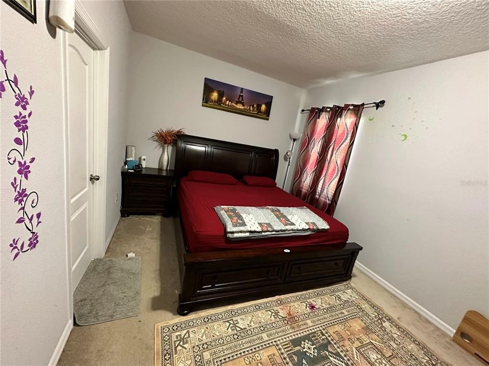 For Rent: $2,350 (3 beds, 3 baths, 1724 Square Feet)