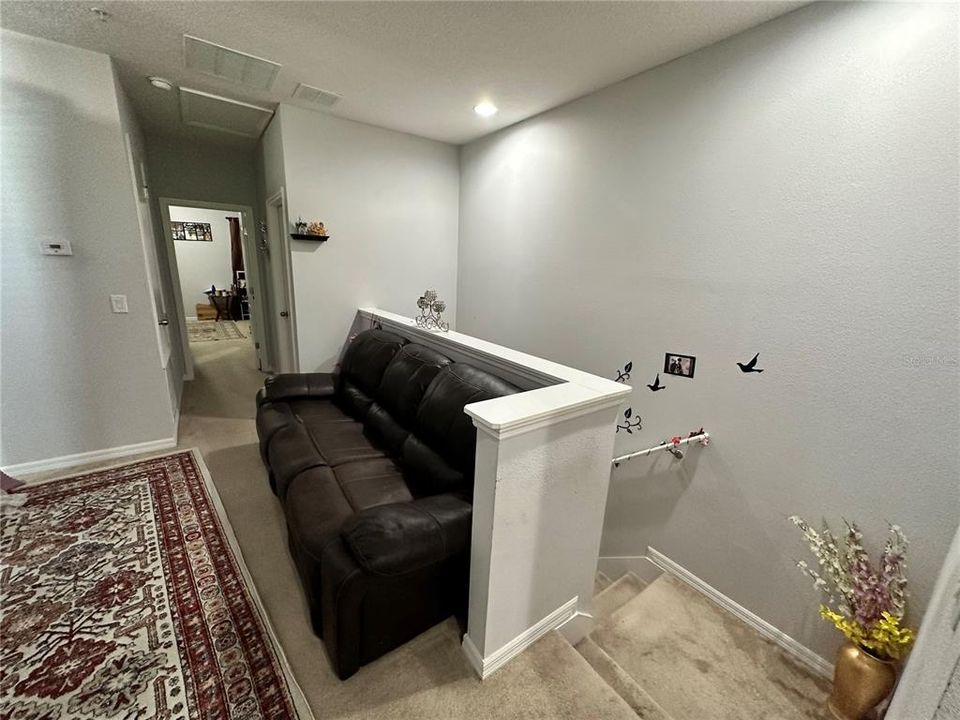 For Rent: $2,350 (3 beds, 3 baths, 1724 Square Feet)