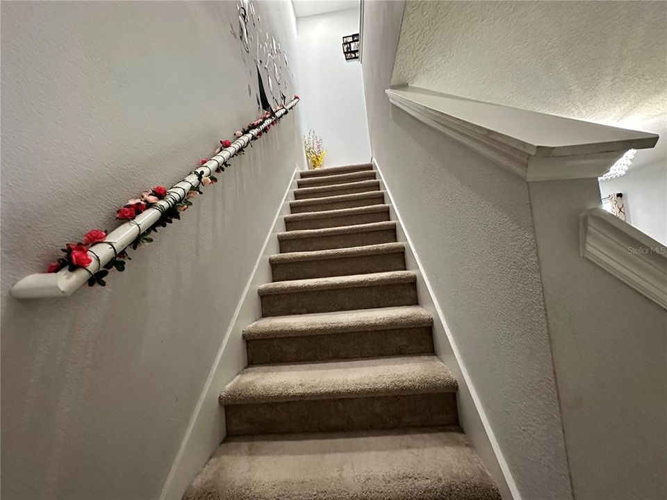 For Rent: $2,350 (3 beds, 3 baths, 1724 Square Feet)