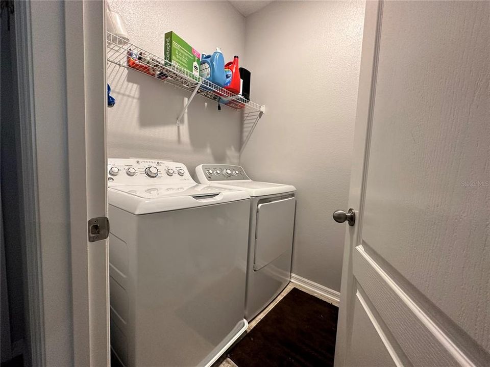 For Rent: $2,350 (3 beds, 3 baths, 1724 Square Feet)