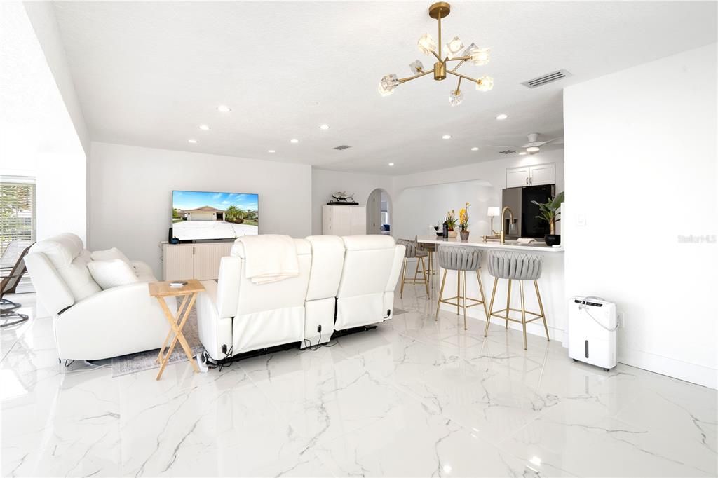 En Venta: $800,000 (3 camas, 2 baños, 1822 Pies cuadrados)