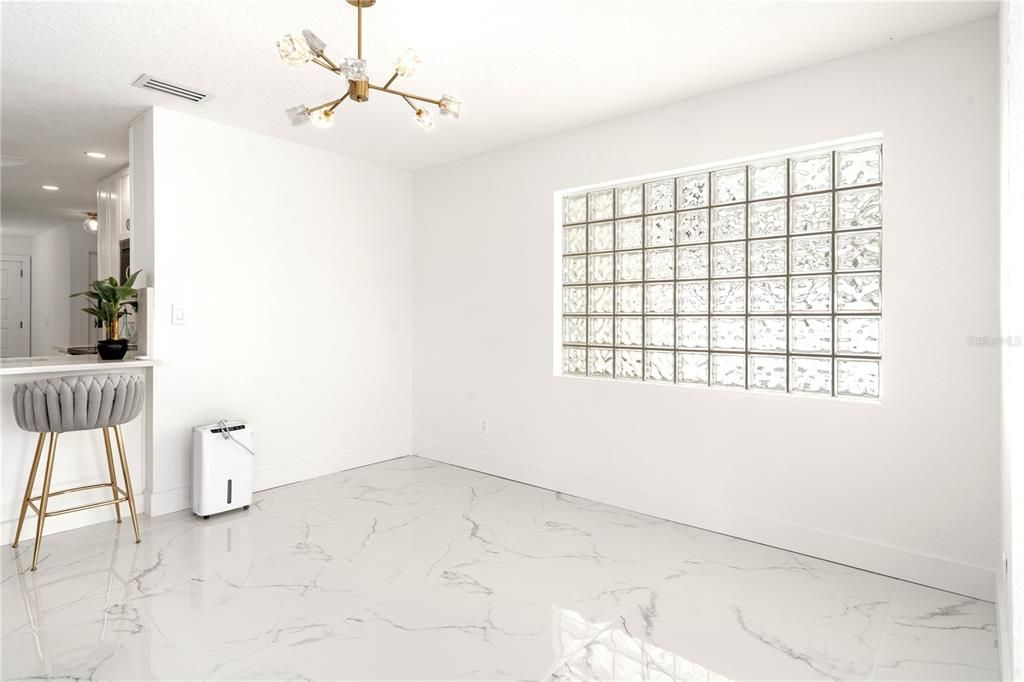 En Venta: $800,000 (3 camas, 2 baños, 1822 Pies cuadrados)