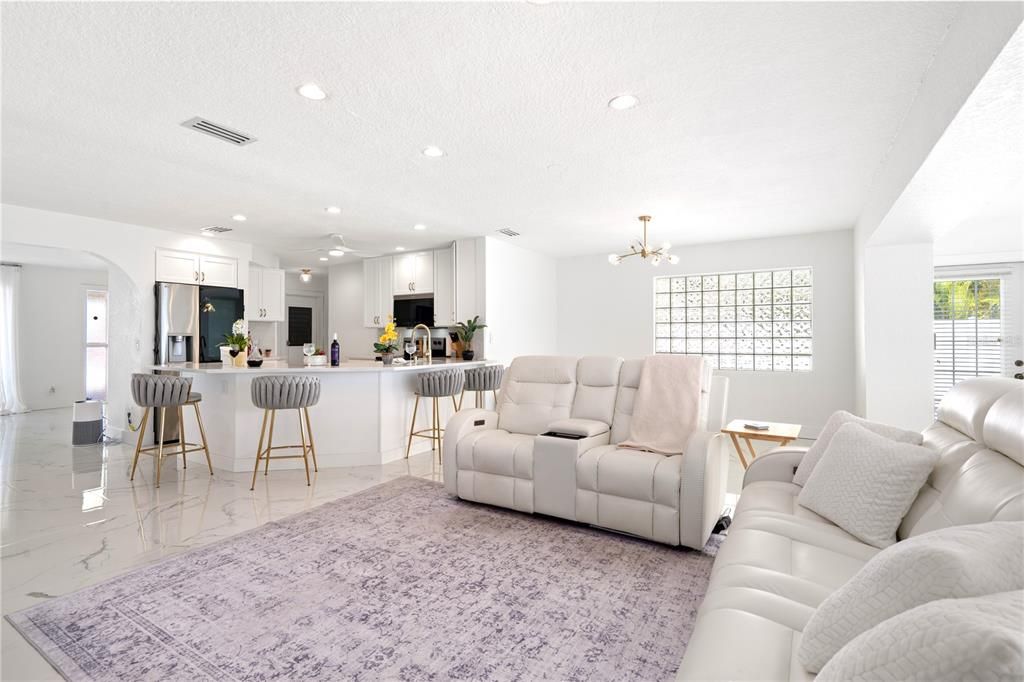 En Venta: $800,000 (3 camas, 2 baños, 1822 Pies cuadrados)